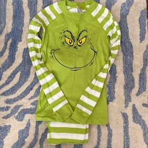 Hanna Anderson grinch size 10 140cm jammies